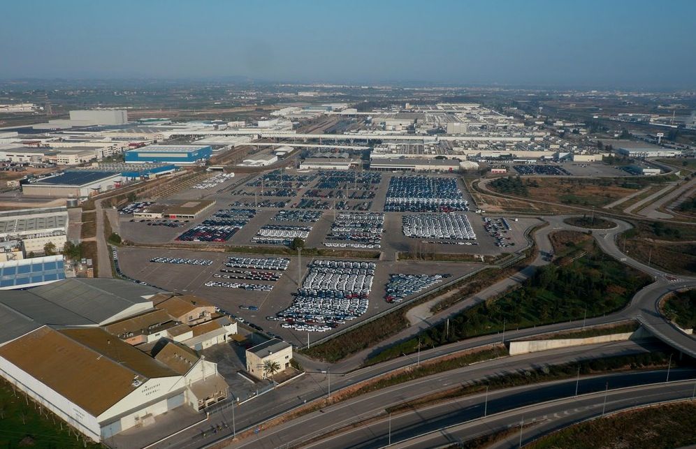 La planta de la marca es un centro neurálgico para la actividad industrial y logística valenciana.