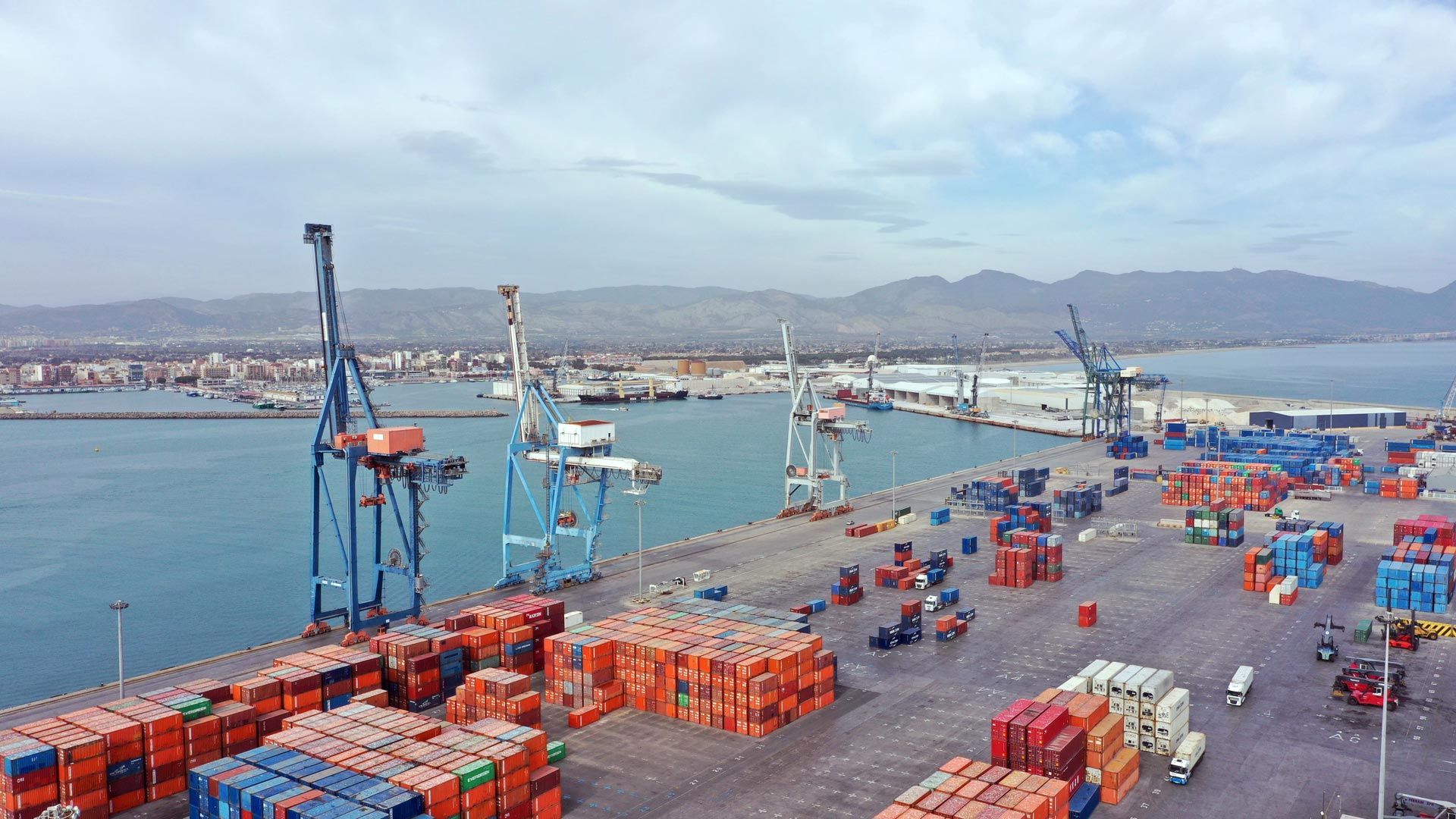 Puerto Castellon contenedores