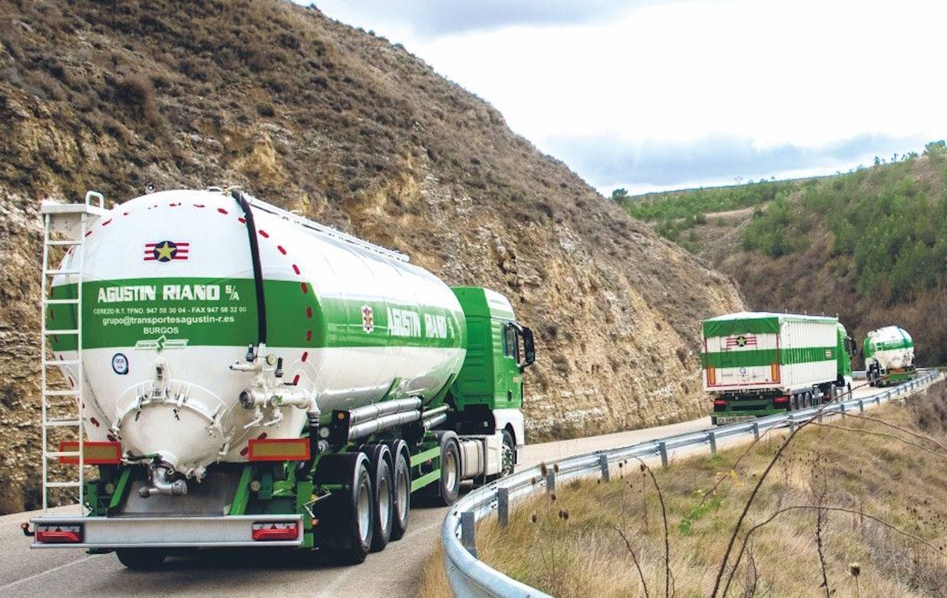 Transportes Agustín Riaño dispone de una flota autorizada integrada por un total de 47 tractoras.