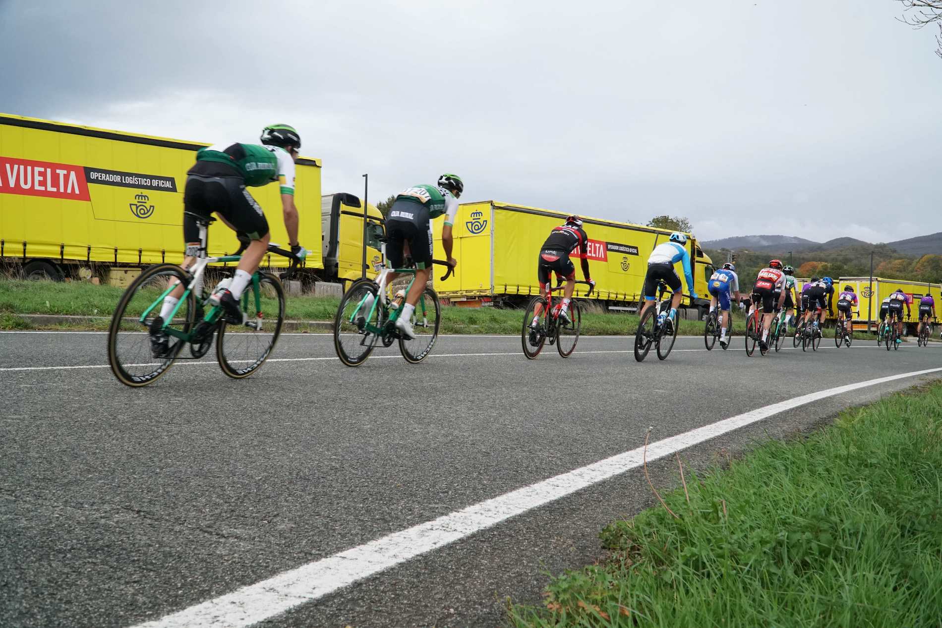 Correos también apadrina la clasificación por equipos, que premia cada día al mejor equipo de cada etapa.