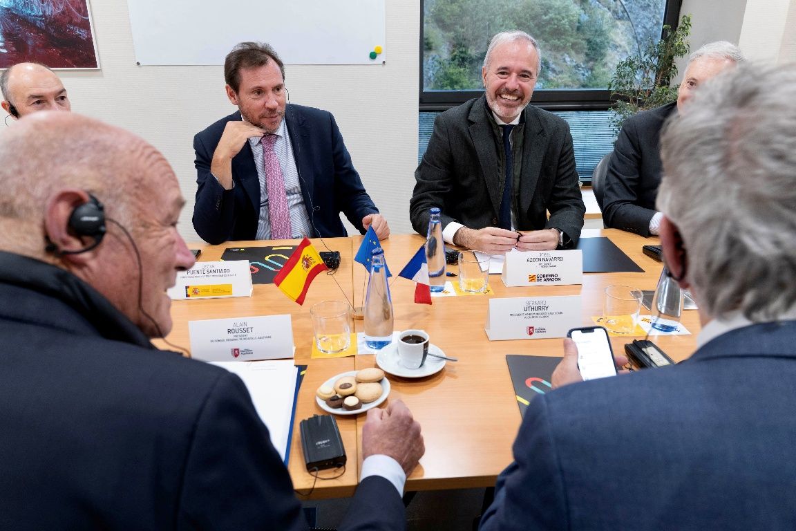 Puente se ha reunido en el Centro de Control de Somport con los representantes de la delegación francesa de la región de Nueva Aquitania.