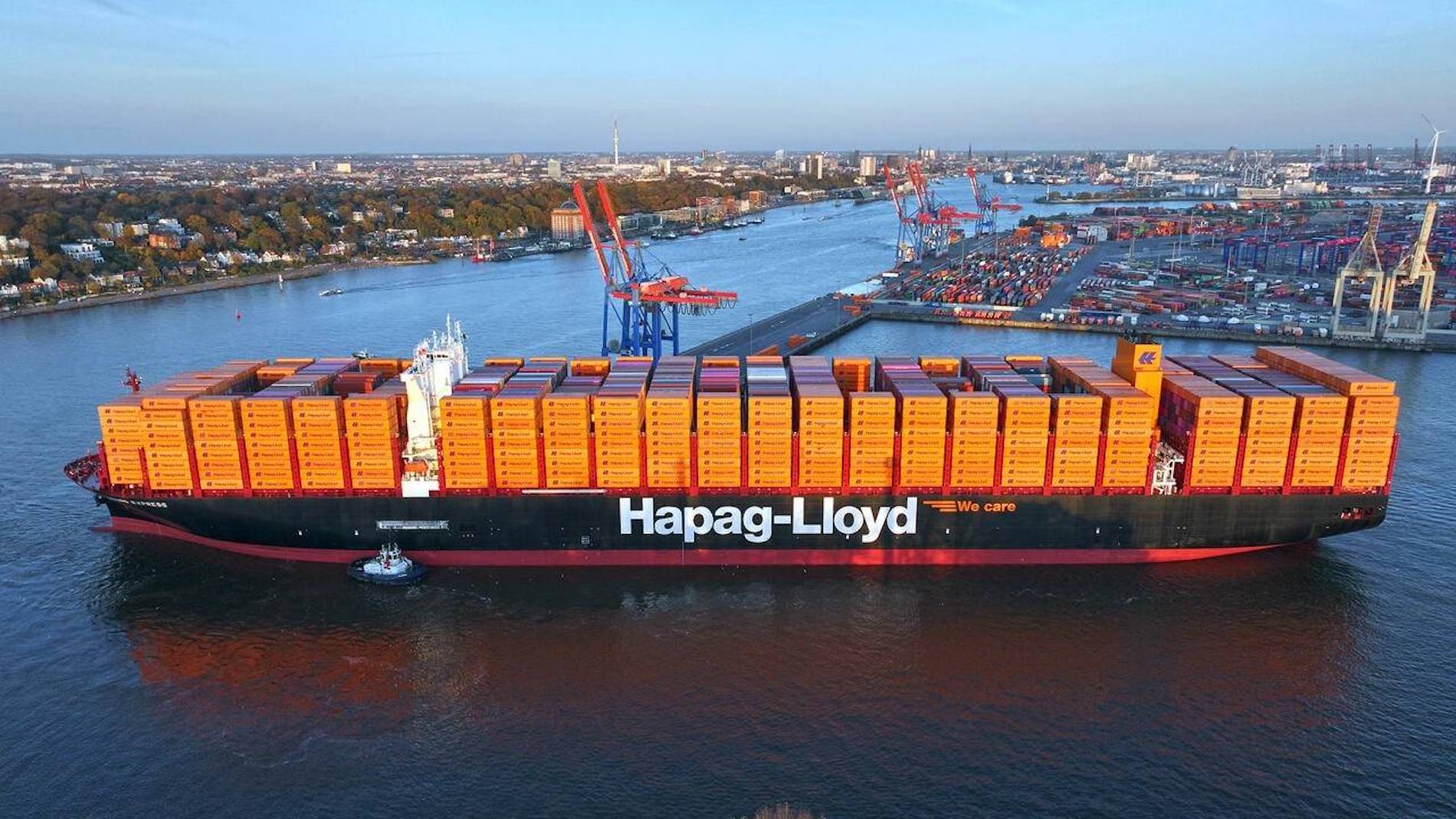 El ‘Hamburg Express’ puede transportar 23.660 TEUs.