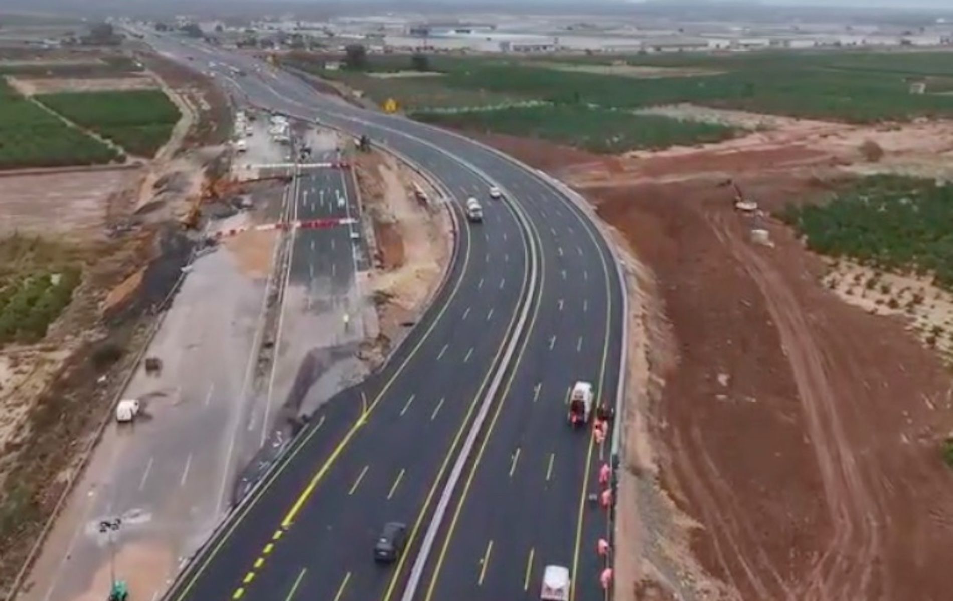 Fvet estima que la mitad de las empresas de transporte de Valencia han quedado afectadas por la dana.