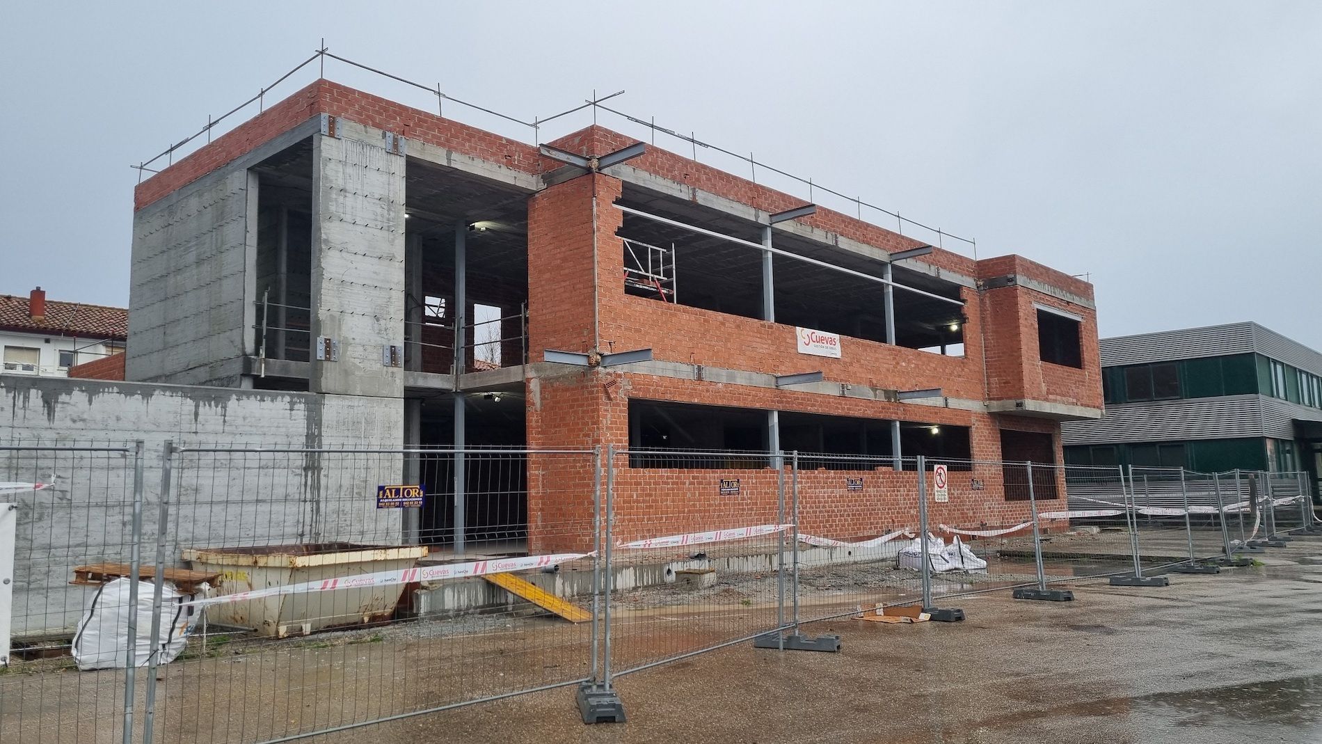 Obras Edificio Policía Portuaria puerto Santander