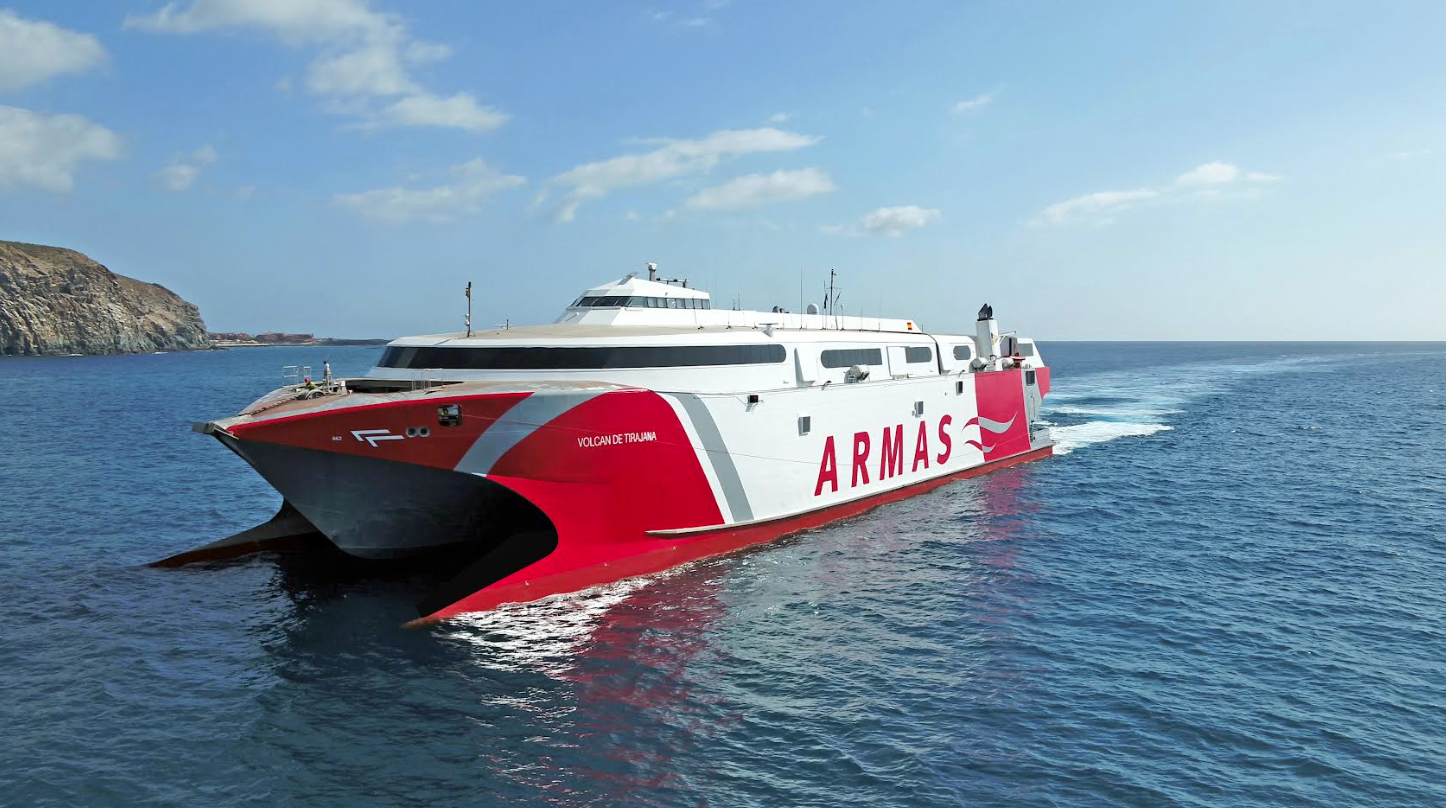 fast ferry Volcan de Tirajana Armas Trasmediterranea