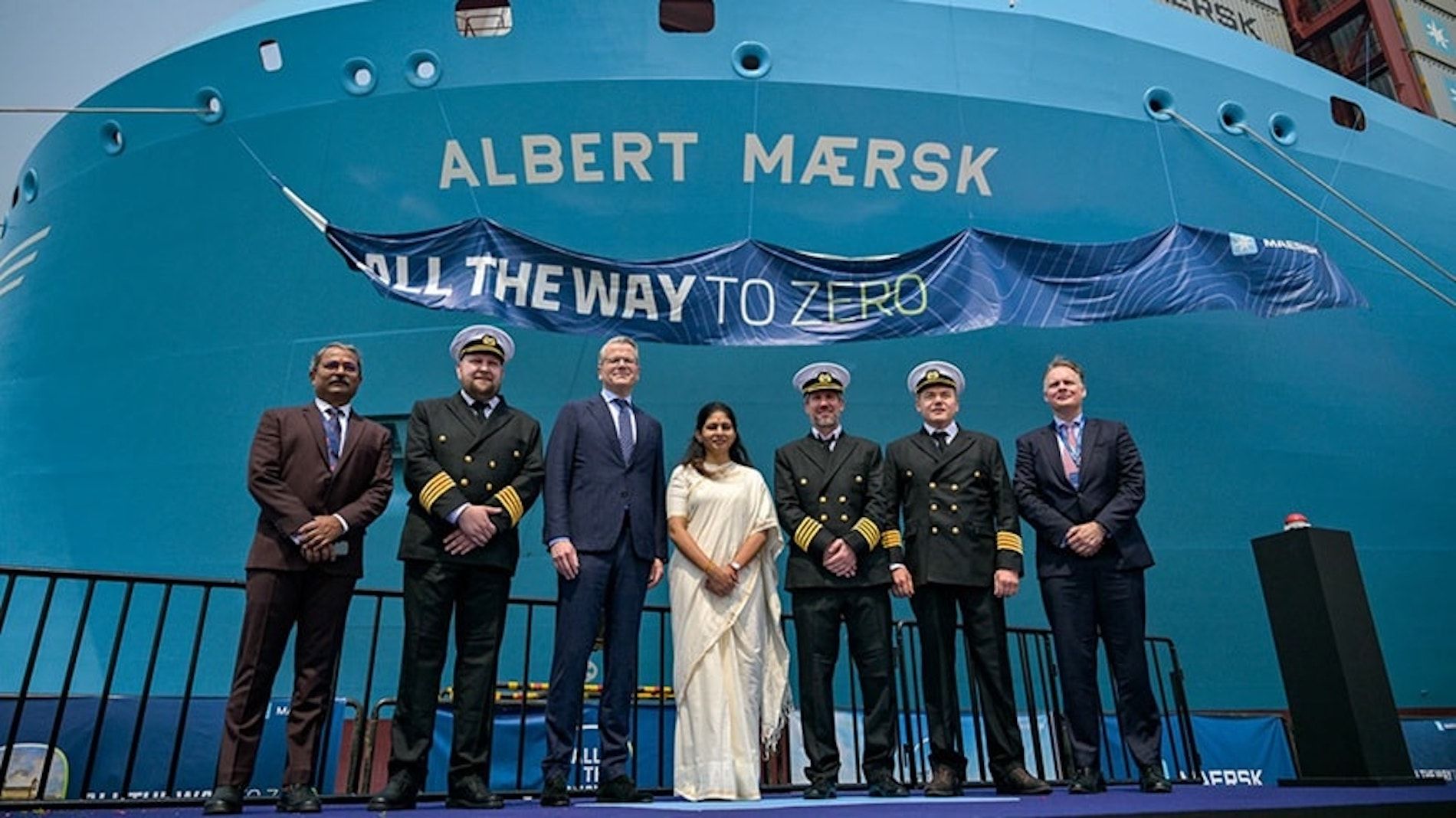 ceremonia bautizo portacontenedores albert maersk